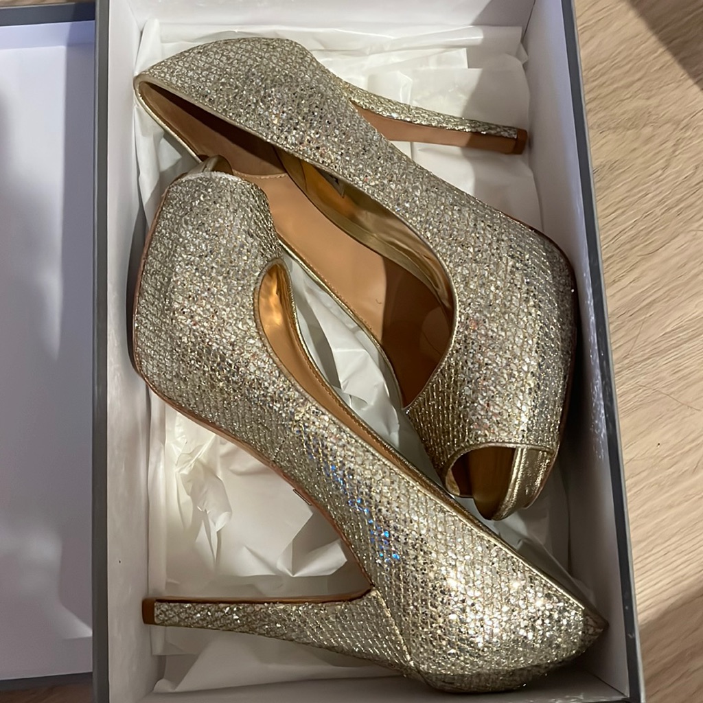 Badgley Mischka Gold Glitter Pump Sz 8